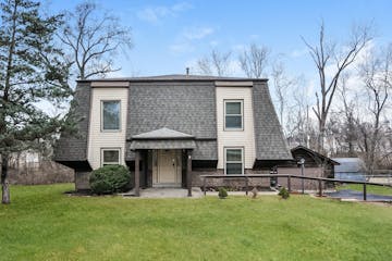 7 BIG OAK DR ST PETERS, MO 63376